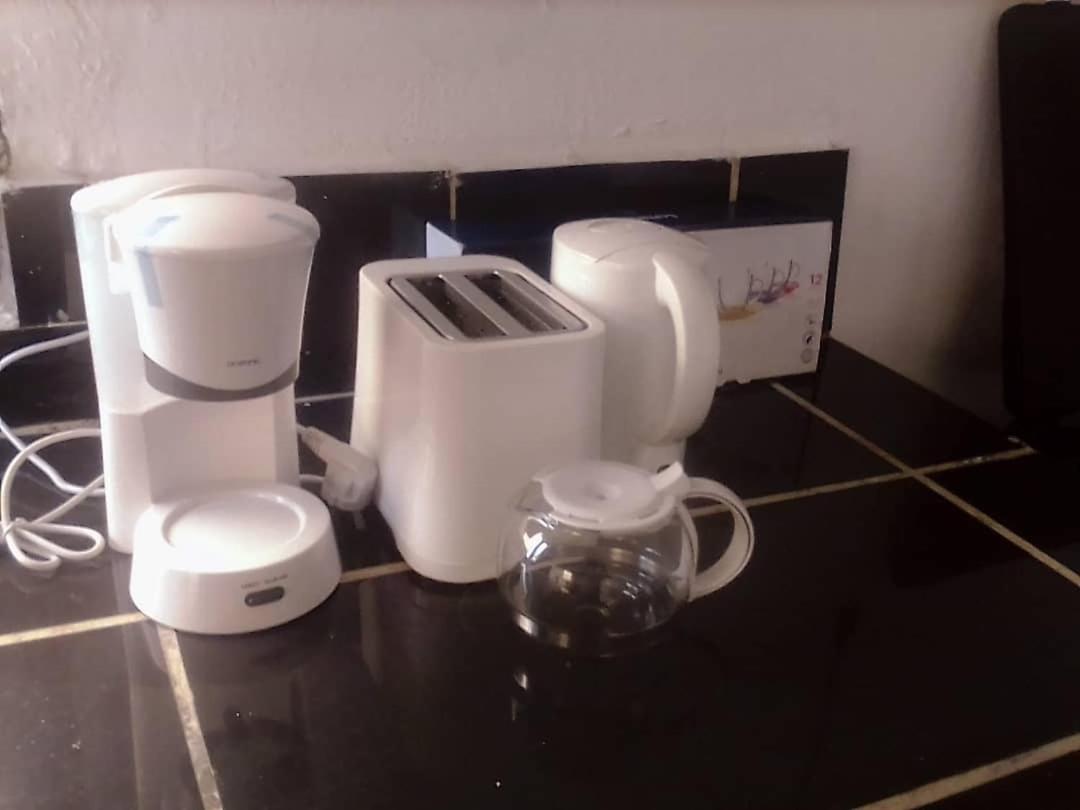Appartement 2 Chambres Residence Avec Piscine Yaounde Ngoại thất bức ảnh